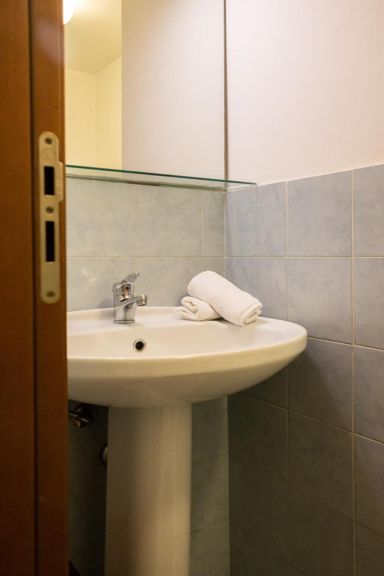 Hola House Alla Kalsa Palermo Ngoại thất bức ảnh