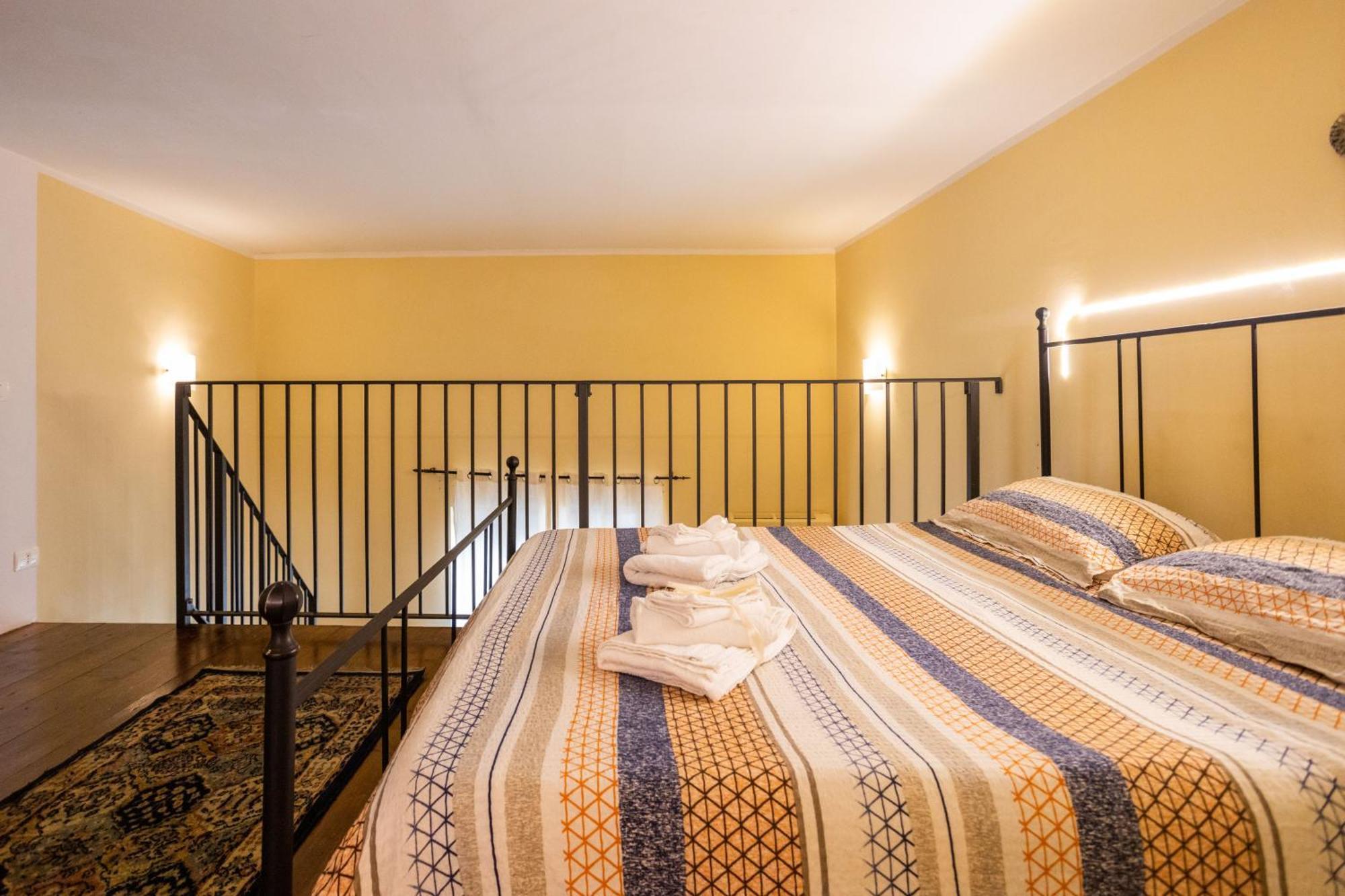 Hola House Alla Kalsa Palermo Ngoại thất bức ảnh